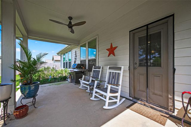 6207 Twin Fawns Drive, Conroe, TX 77303