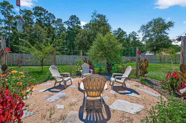 6207 Twin Fawns Drive, Conroe, TX 77303