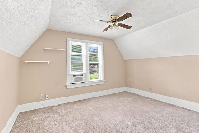 1550 W 15th Street, Davenport, IA 52804