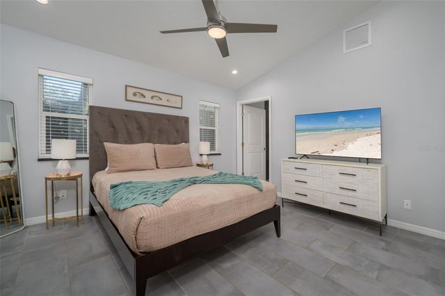 1039 23RD STREET, Sarasota, FL 34234