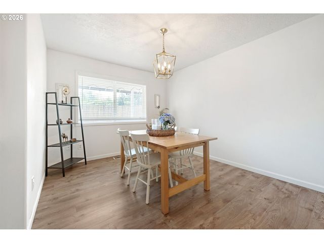 4484 Se 24TH St, Gresham, OR 97080