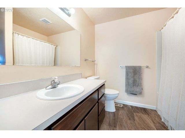 4484 Se 24TH St, Gresham, OR 97080