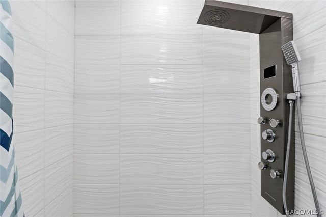 700 E Stratford Road, Lecanto, FL 34461