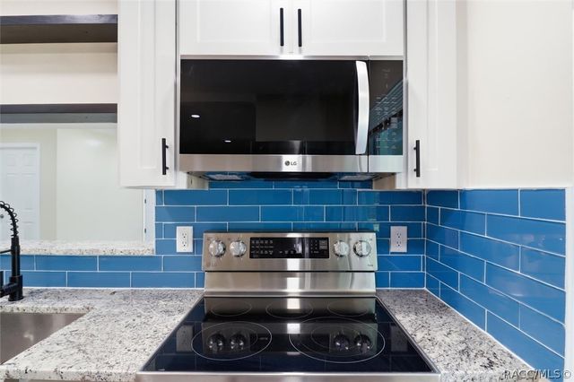 700 E Stratford Road, Lecanto, FL 34461