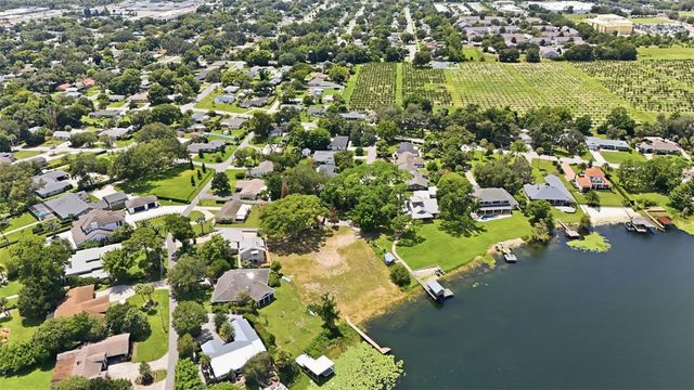 1810 PINEWAY COURT, Mount Dora, FL 32757
