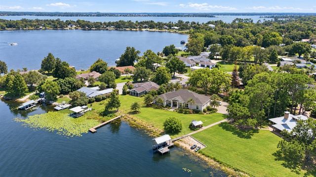 1810 PINEWAY COURT, Mount Dora, FL 32757