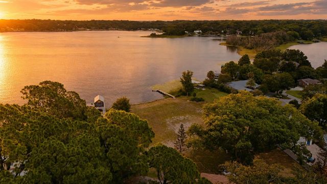 1810 PINEWAY COURT, Mount Dora, FL 32757