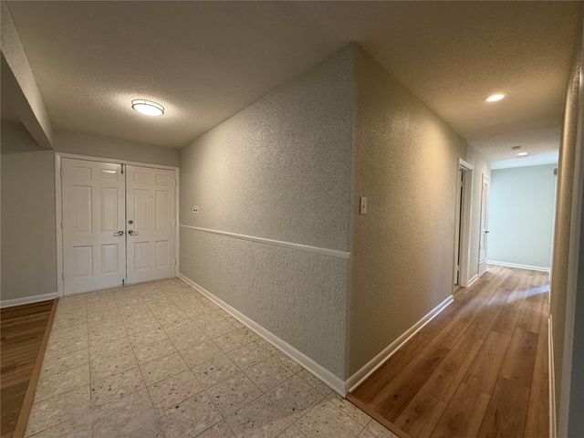 813 Wheelwood Drive, Hurst, TX 76053