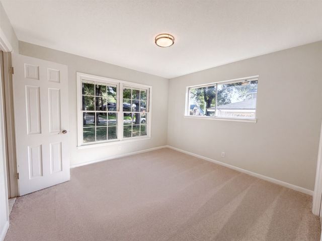 813 Wheelwood Drive, Hurst, TX 76053