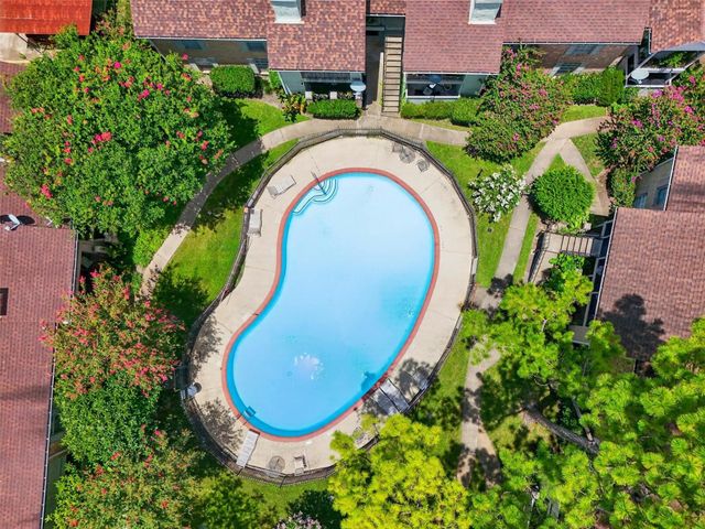 2800 Jeanetta Street 806, Houston, TX 77063