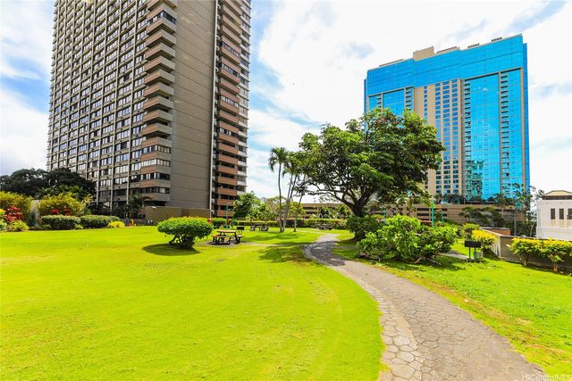 55 S Kukui Street D312, Honolulu, HI 96813