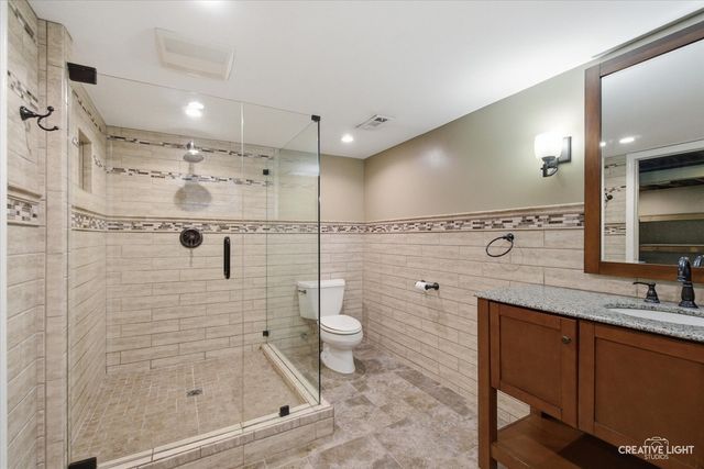 718 S Naperville Road, Wheaton, IL 60189