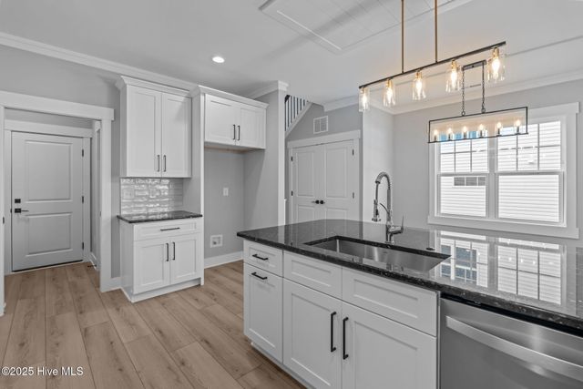 408 Summit Street, Aberdeen, NC 28315