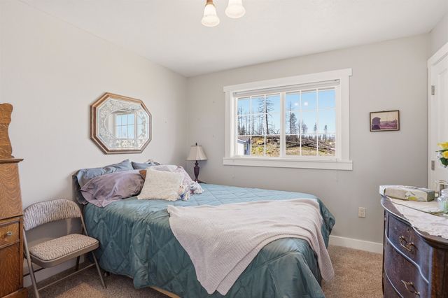 17919 W LAKEVIEW Dr, Medical Lake, WA 99022