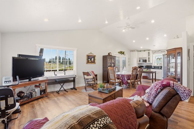 17919 W LAKEVIEW Dr, Medical Lake, WA 99022