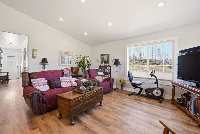17919 W LAKEVIEW Dr, Medical Lake, WA 99022
