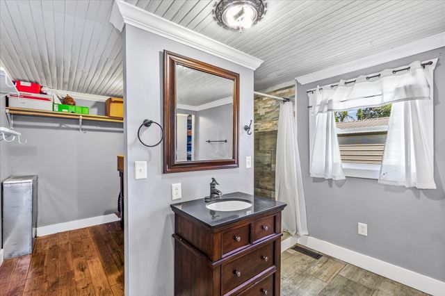 519 John McCoin Rd, Sparta, TN 38583