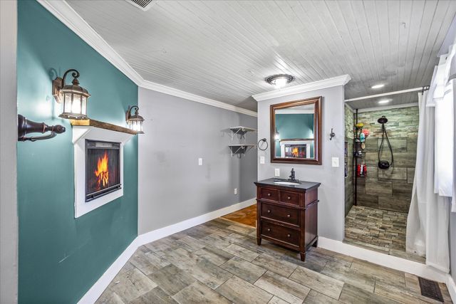 519 John McCoin Rd, Sparta, TN 38583