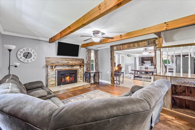 519 John McCoin Rd, Sparta, TN 38583