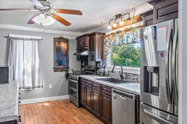 519 John McCoin Rd, Sparta, TN 38583