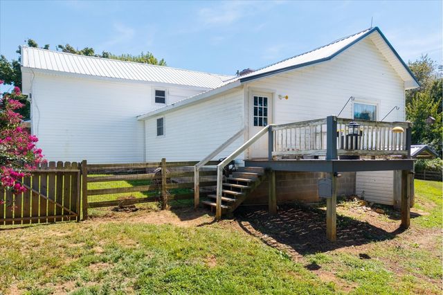 519 John McCoin Rd, Sparta, TN 38583