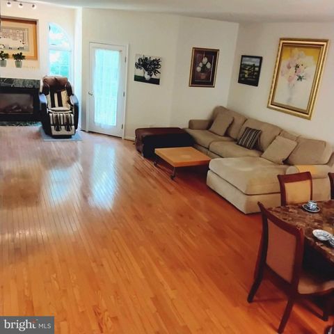 6030 BLUE POINT CT, Clarksville, MD 21029