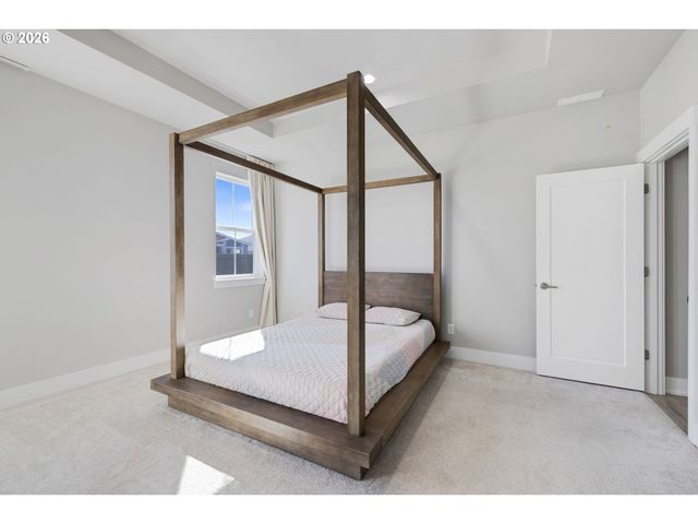 4522 Se 63RD Ave, Hillsboro, OR 97123