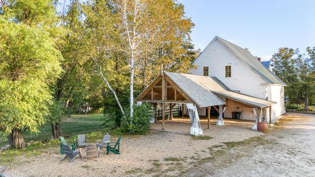32 Maple Street, Andover, NH 03216