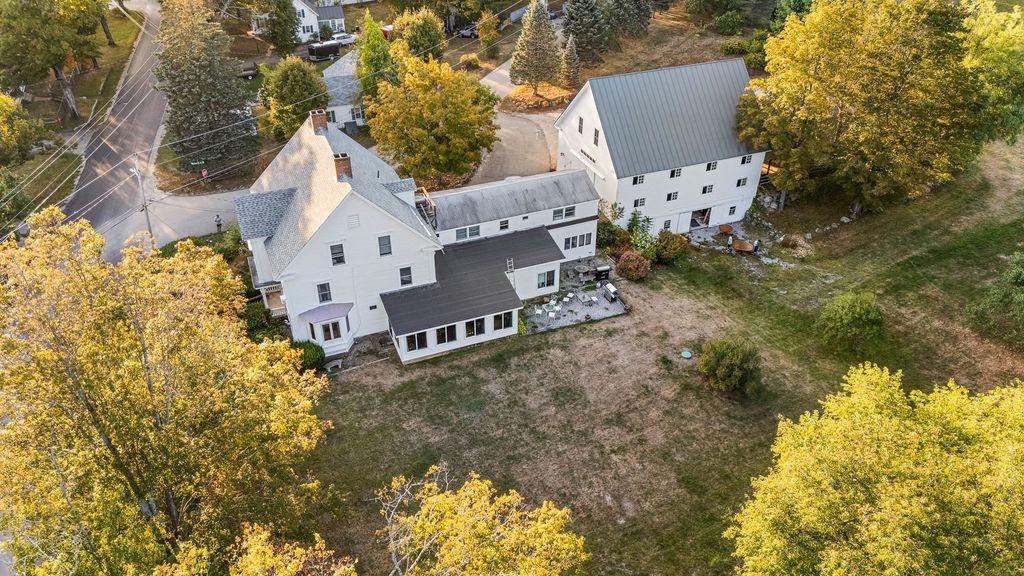 32 Maple Street, Andover, NH 03216