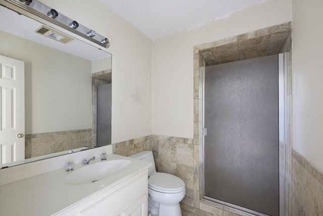 21 Crosslands Road, Benbrook, TX 76132