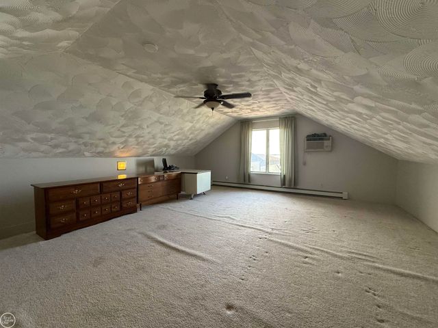 8473 Dixie Highway, Ira, MI 48023
