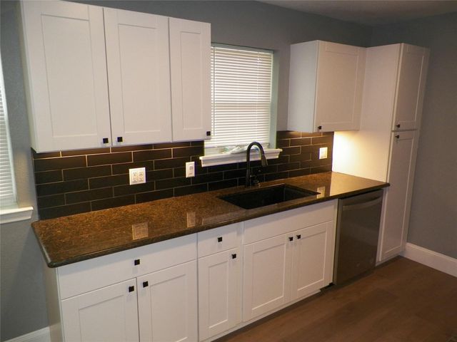 5524 Topper Court, North Richland Hills, TX 76180