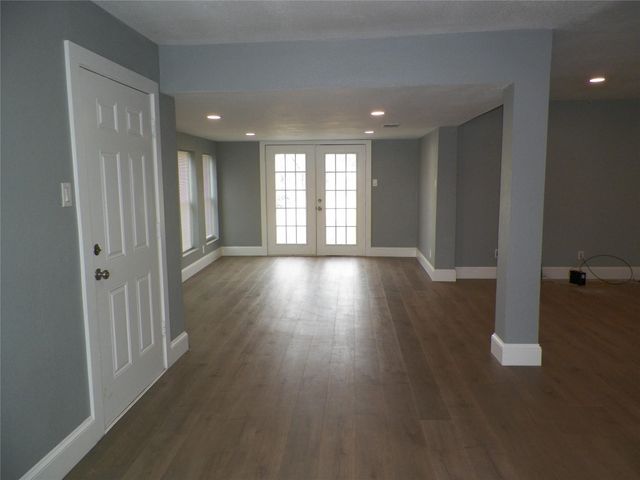 5524 Topper Court, North Richland Hills, TX 76180