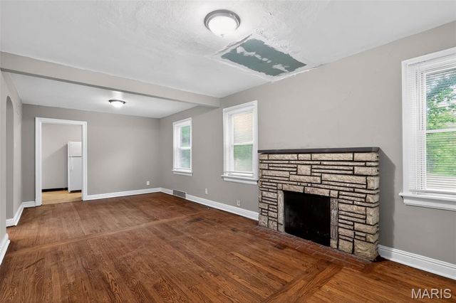 321 Henquin Drive, St Louis, MO 63135