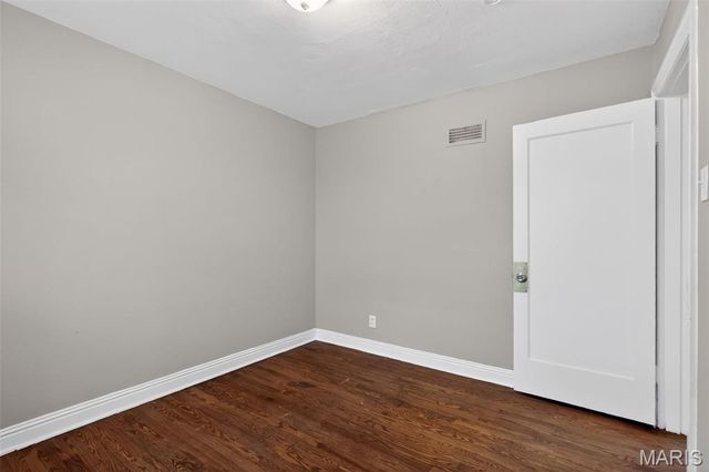 321 Henquin Drive, St Louis, MO 63135