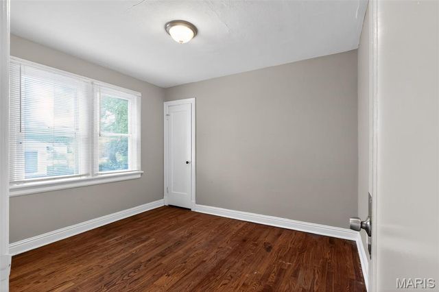 321 Henquin Drive, St Louis, MO 63135