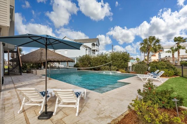 519 Westerly Drive, Tiki Island, TX 77554