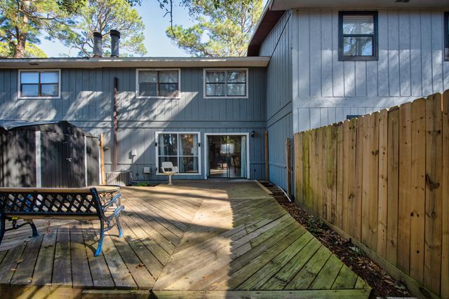 42 7Th Avenue 127, Shalimar, FL 32579