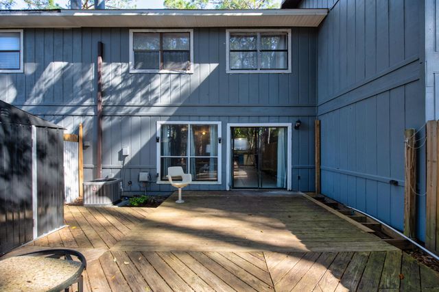 42 7Th Avenue 127, Shalimar, FL 32579