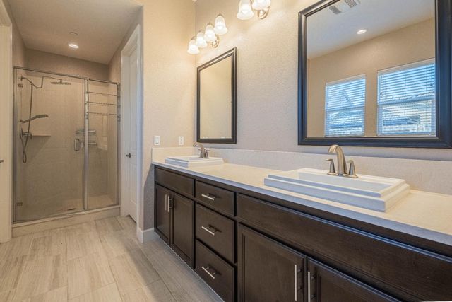 1357 Sunridge Drive, Hollister, CA 95023