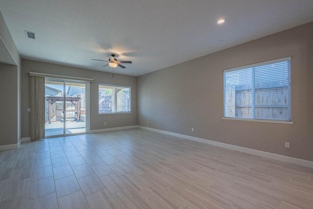 1357 Sunridge Drive, Hollister, CA 95023