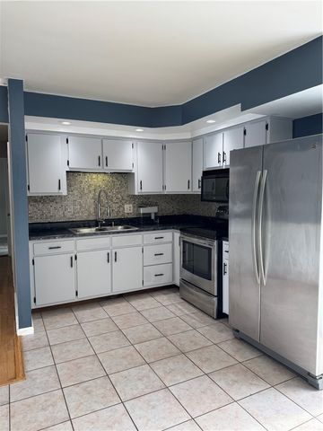 249 Alfonso Drive, Greece, NY 14626