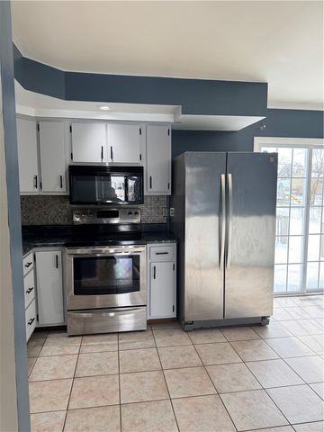 249 Alfonso Drive, Greece, NY 14626