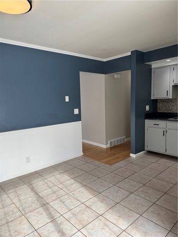 249 Alfonso Drive, Greece, NY 14626