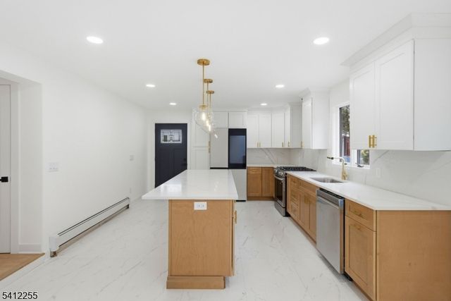 68 Port Reading Ave, Woodbridge Twp., NJ 07095