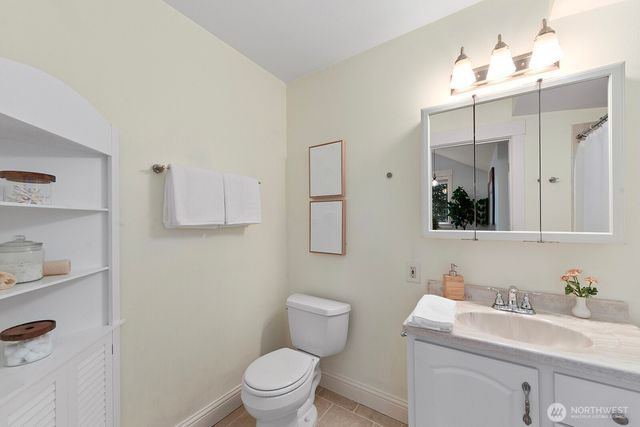 1516 NE 96th Street, Seattle, WA 98115