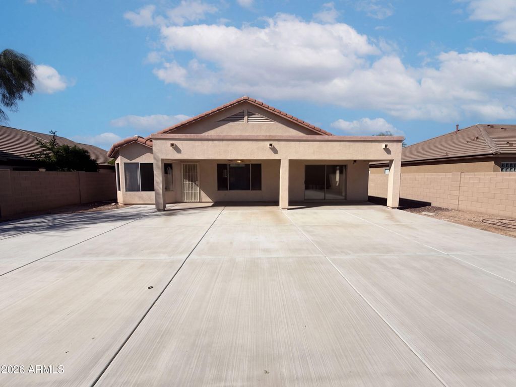 11787 S 174TH Avenue, Goodyear, AZ 85338 — photo 5