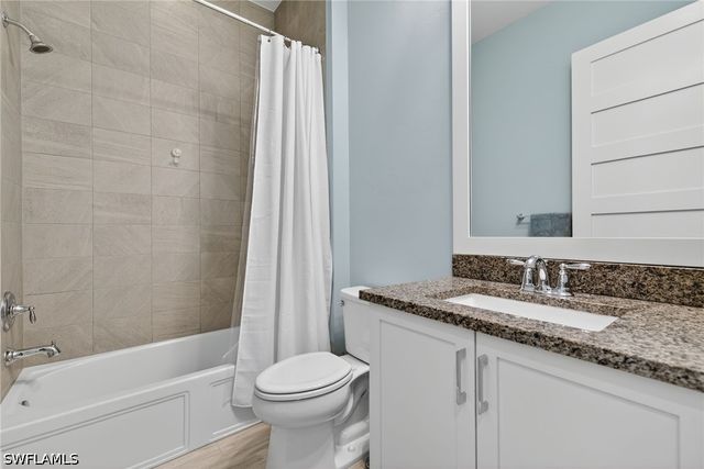 6007 Barthelemy AVE, Naples, FL 34113