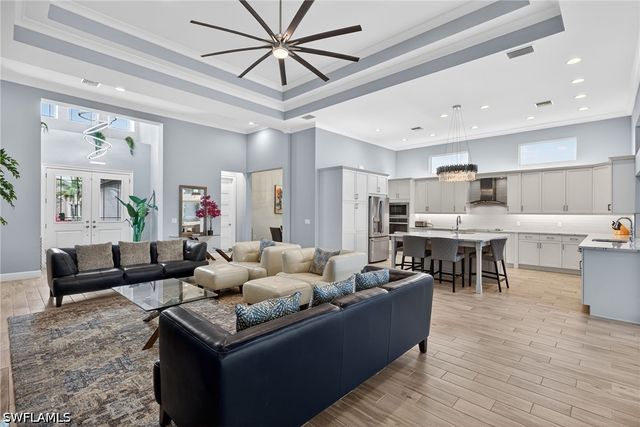 6007 Barthelemy AVE, Naples, FL 34113