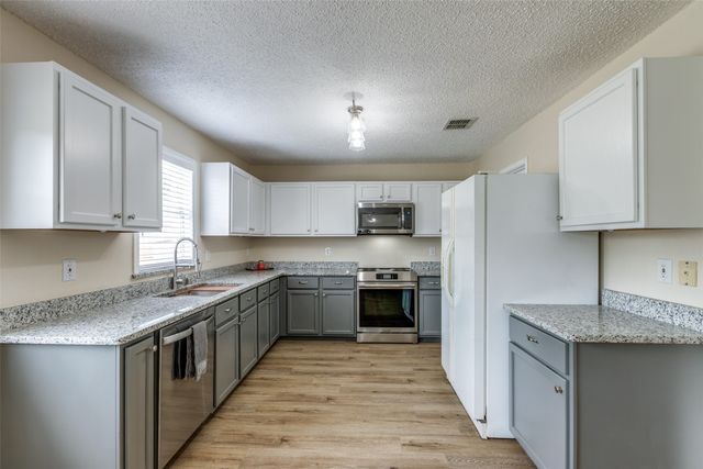 4504 Courtside Drive, Mckinney, TX 75070
